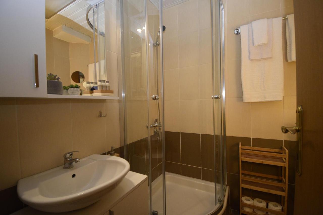 Studio Apartment Art Zone Podgorica Exterior foto